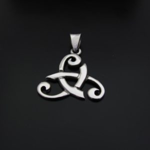 COLGANTE TRISQUEL AG