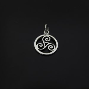 COLGANTE TRISQUEL AG