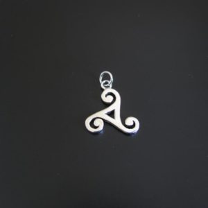 COLGANTE TRISQUEL AG